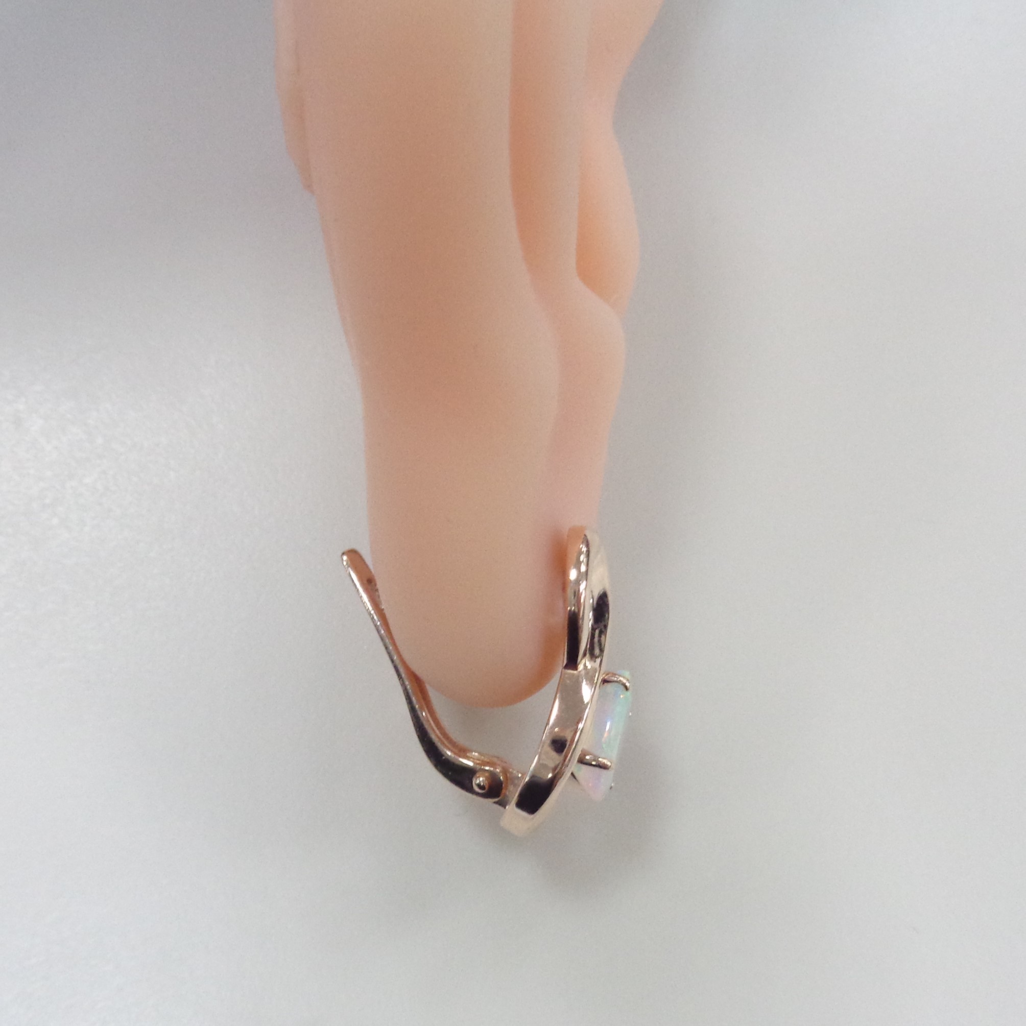 Серебряные серьги с опалами